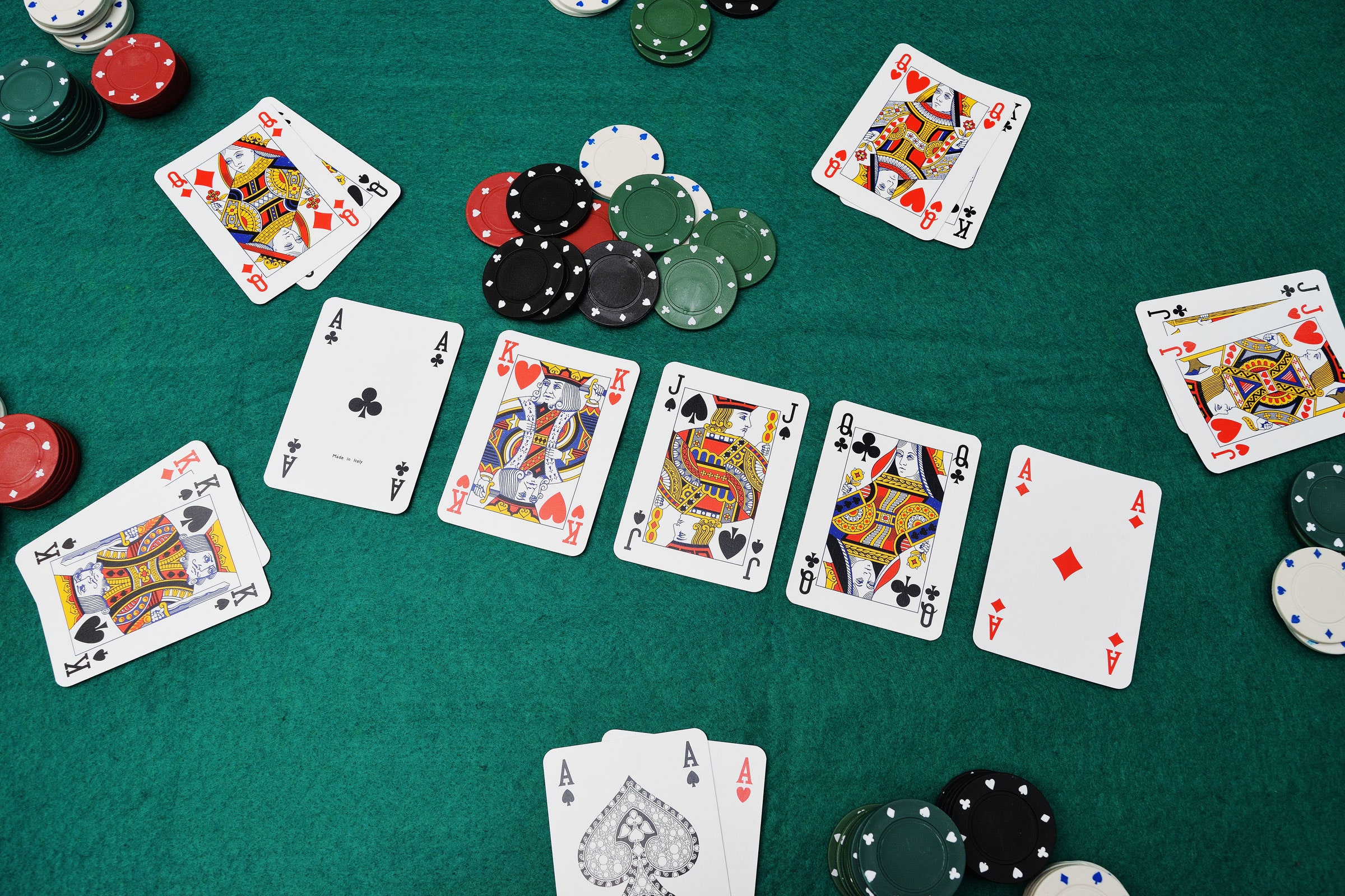 Quy tắc chơi bài Poker